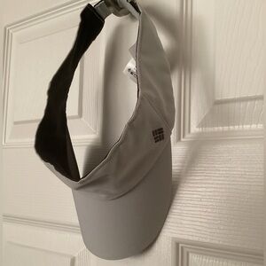 COLUMBIA visor golf tennis EUC unisex gray